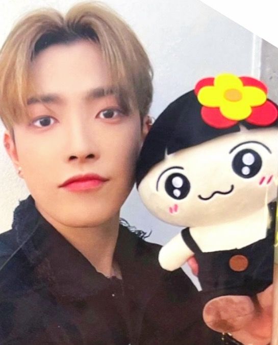 HOLD buy Hongjoong signed plushie