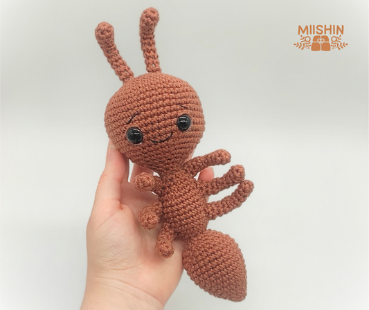Amigurumi Ant, cute eyes, perfect for gift