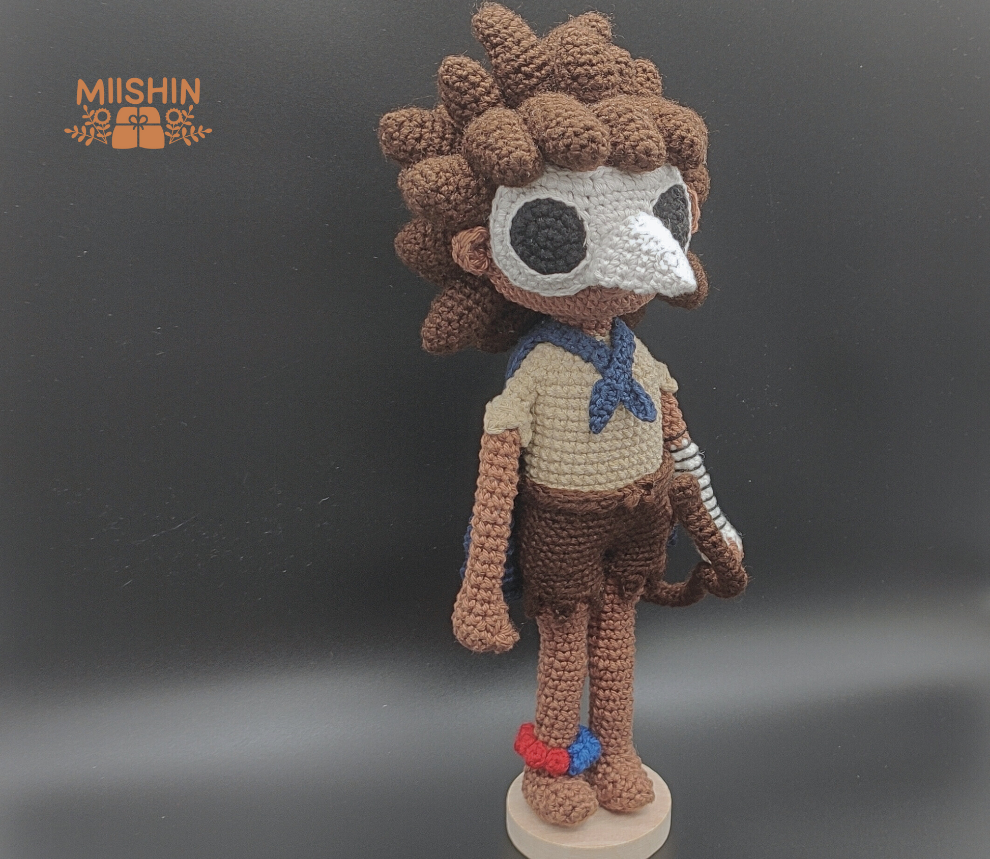 Low, Alone, Six, Mono, Plush, Videogame, Skin, Fandmade, Handmade, Gift Ideas, Personalized, For Him, For Her.