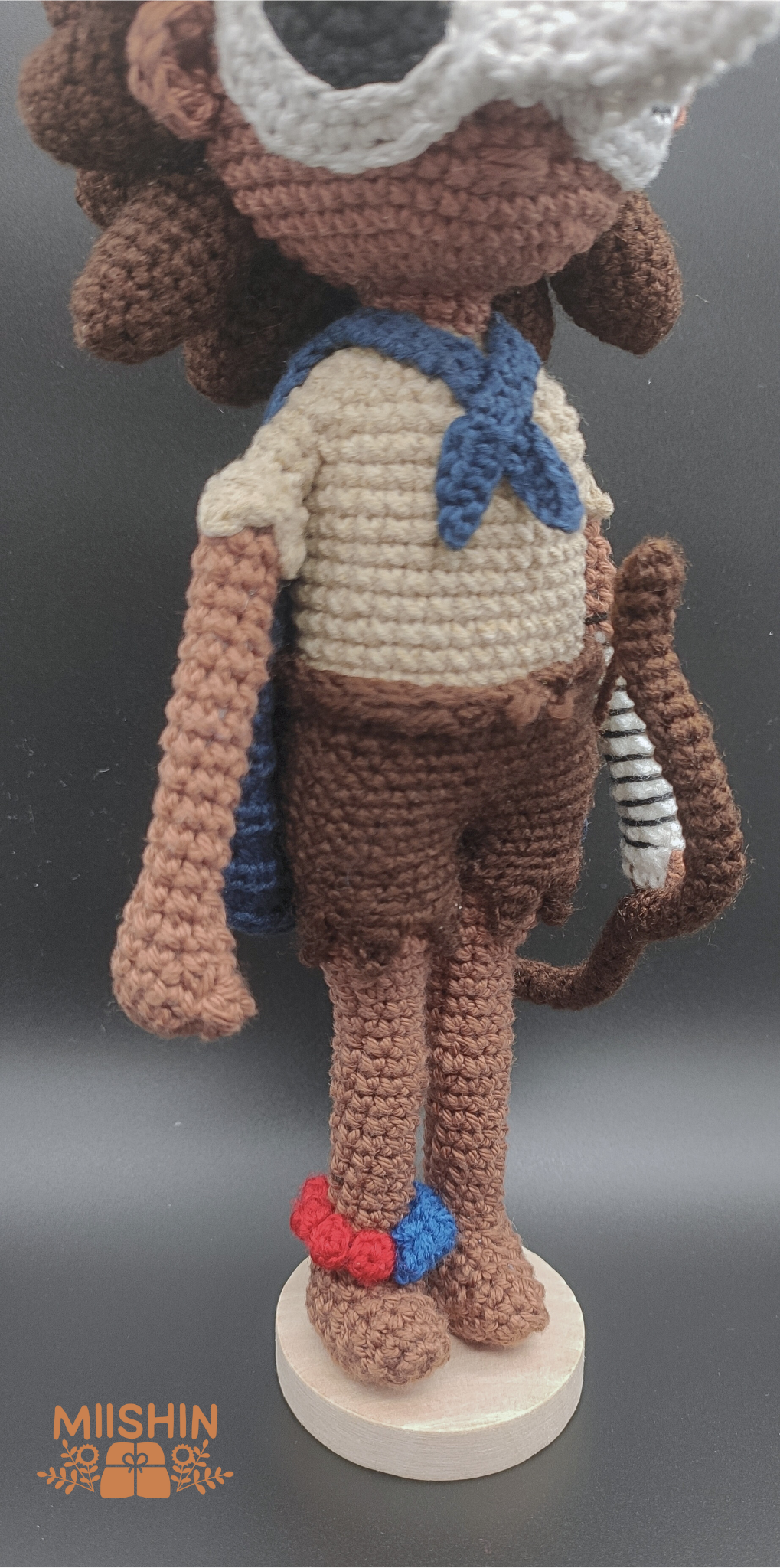 Low, Alone, Six, Mono, Plush, Videogame, Skin, Fandmade, Handmade, Gift Ideas, Personalized, For Him, For Her.