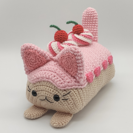 Kitty Swiss Roll Cake Amigurumi, Crochet